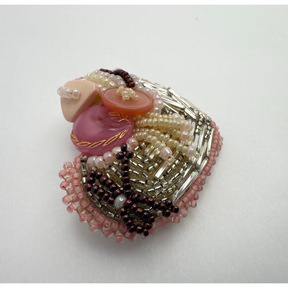 Large Vintage Assemblage Heart Brooch Pin, Mixed Media Beaded Jewelry - Picture 2 of 8